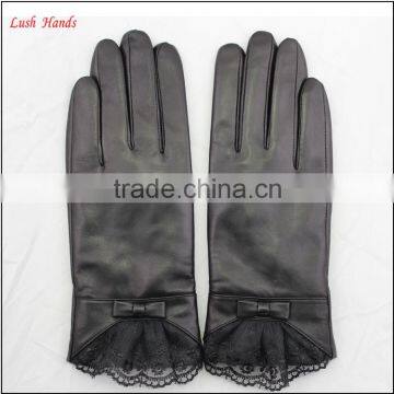 Ladies Wholesale Winter Leather Hand Gloves Black With Lace photo-2