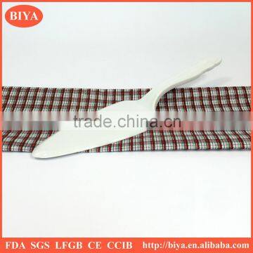 cake tools kitchen tool ceramic cake plate and pizza plate with handle cake spoon Cake cutting knife
