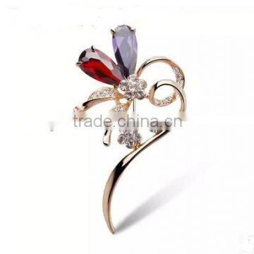 2015 latest design gold plated crystal brooch jewelry