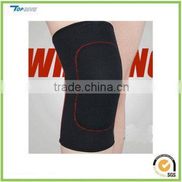 Padded neoprene exercise weight lifting knee support for bike riding