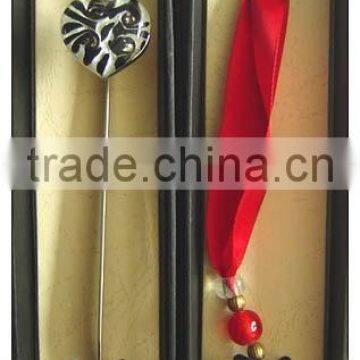 hand made glass bookmark for daily arts