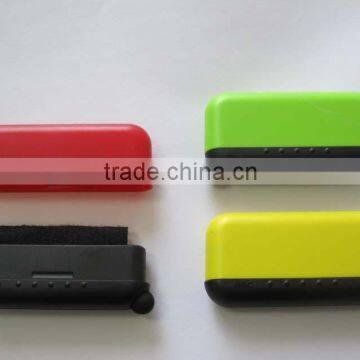plastic smartphone screen cleaner
