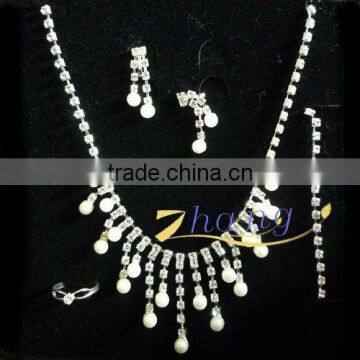 pearl diamond bridal jewelry set