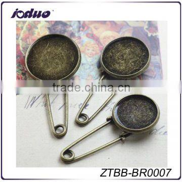 Copper Material Antique Bronze Plated Magnetic Flat Back Brooch