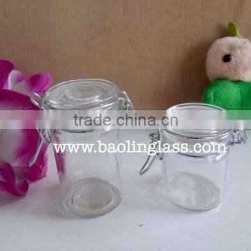 2oz glass spice cannister