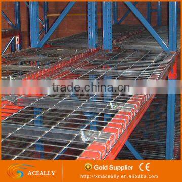 Heavy Duty Warehouse Pallet Rack With Wire Mesh Deck photo-4