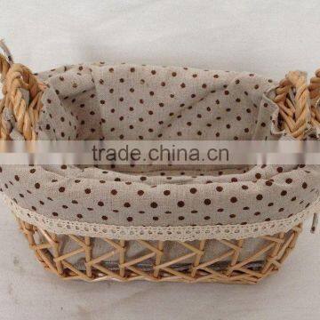 Oval wicker nested storage boxes with lining