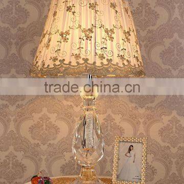 Graceful lace lampshade clear K9 crystal table lamp