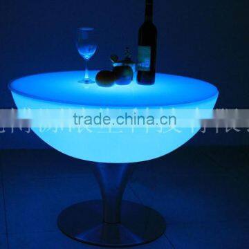 High Quality PE Plastic Led Table Lamp Led Cube Furniture Led Coffee Table photo-4