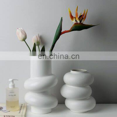 Custom Nordic Boho Vase Creative Irregular Home Decor Flower Ornaments White Porcelain Ceramic Vase Pot For Gift Set Ceramic photo-1