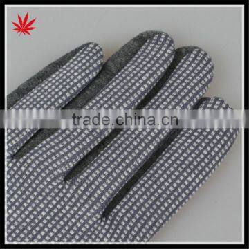 Lady's Fashion Touch-screen Warm Spandex Velvet Gloves With Leather Cuff photo-2