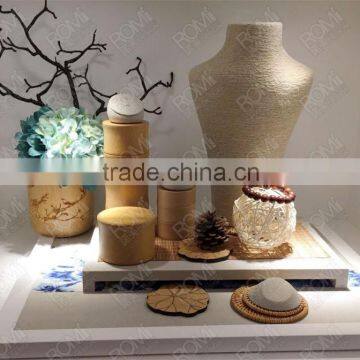 classcial jewelry display set exquisite jewellery window display