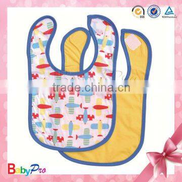 2015 Hot Sale Easy To Clean EVA Peva Small Baby Bib With Print