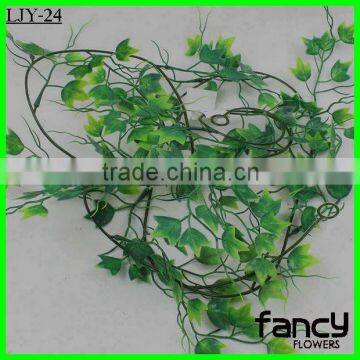 Plastic green artificial ivy leaves