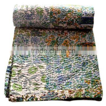 RTHKG-32 Elegant Look Floral Printed Indian Traditional Bengali Kantha Gudari Home Furnishing Bedspread Wholesaler Throws