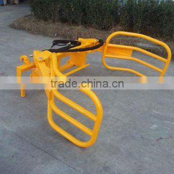 Bale Gripper For handling wrapped bales