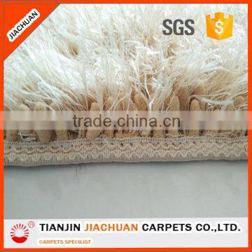 Long Pile Microfiber Chenille Bath Rug