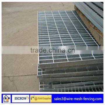 ISO9001:2008 2015 low price Flooring galvanized steel grating,China professional factory direct sale