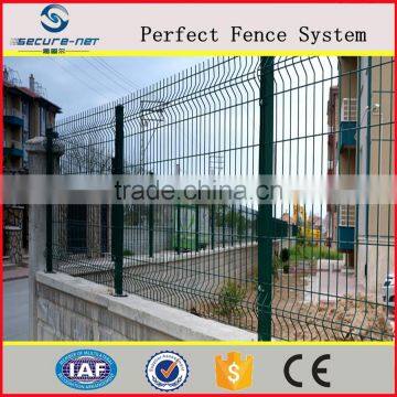 Latvia Hot Sale Cheap Galvanized and Powder Coated NYLOFOR Fence photo-2