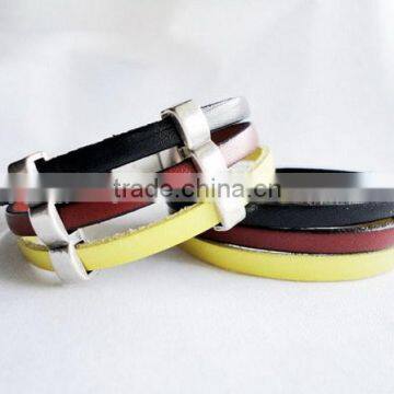 Hot new bestselling product wholesale alibaba Soccer Team Belgium Flag leather Bracelet made in China