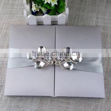 2016 Best Quality Beautiful Unique Silk Wedding Invitation Box