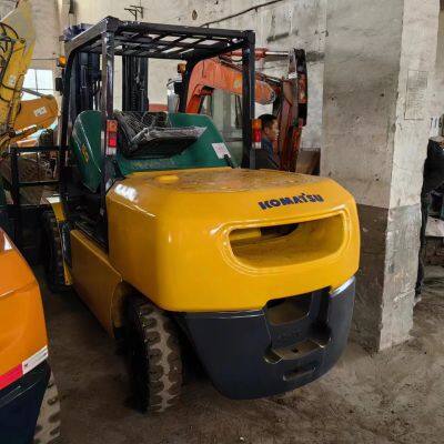 Used Komatsu FD50 Folklift photo-2