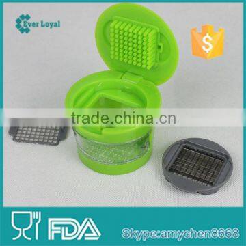 3 in 1 Plastic Garlic Press Presser Crusher Slicer Grater Dicing Slicing and Storage Kitchen Vegetable Tool