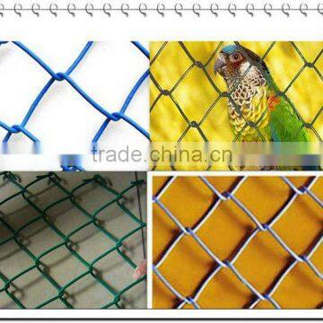 Woven diamond pattern of chain link fence