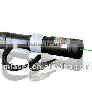 The latest 100 mw green laser pointer can focus light matches