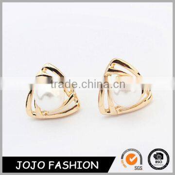 Custom fashion imitation stud pearl earrings