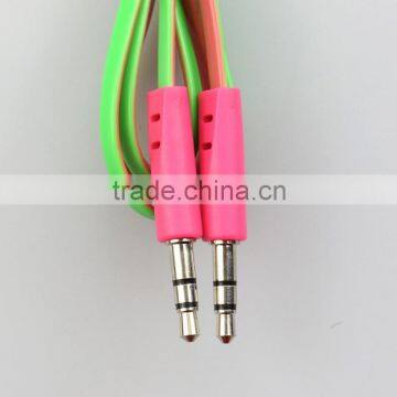 Double combined with beautiful 3.5mm Stereo male to male moulded plugs double color flat cable