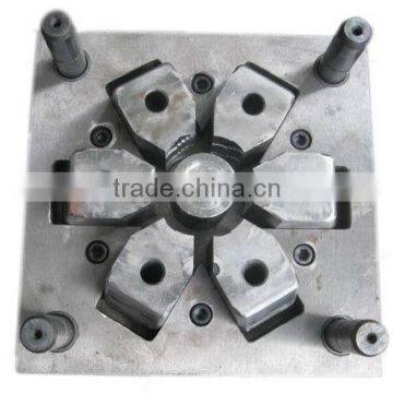 Plastic lamp cover mould