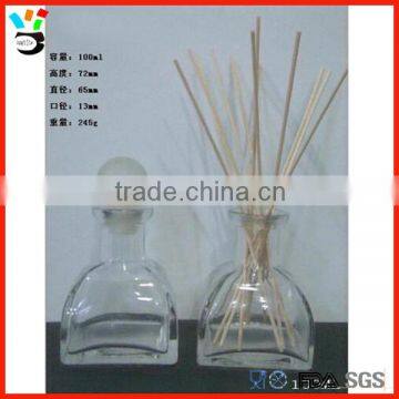 Different Size & Shape For Choice Clear & Sprayed Color Glass Diffuser Bottle