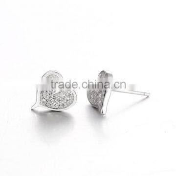 Sweet Heart Shape Silver Cubic Zirconia Stud Earring SEB054W