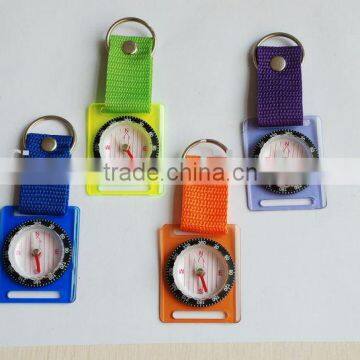 compass,plastic compass,camping compass,small plastic compass