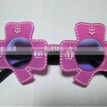 pink cheap plastic party glasses