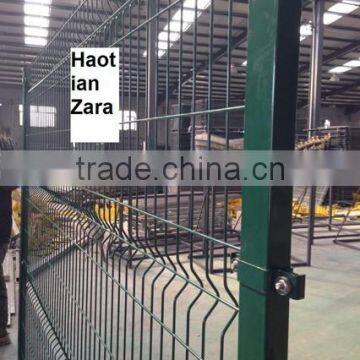RAL6005 PVC-coated Single Wire 3D Panel Fencing photo-3