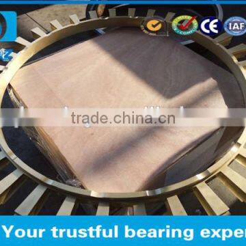 Bore 812.8mm E-2359-A One Direction Thrust Cylindrical Roller Bearing With Seat Washer photo-2