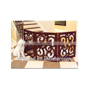 Free Standing Wooden Pet Gate With High Quality Pet Fence photo-2