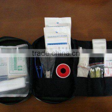 Hot selling portable customized home use basic emergency first aids kit