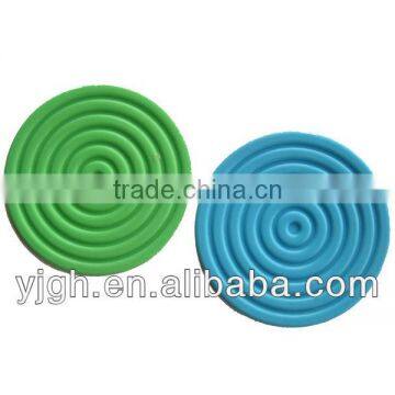 Anti slip heat resistant silicone mat