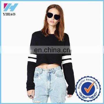 Trade assurance Yihao New Design ladies plain crewneck crop sweatshirts running sports hoody