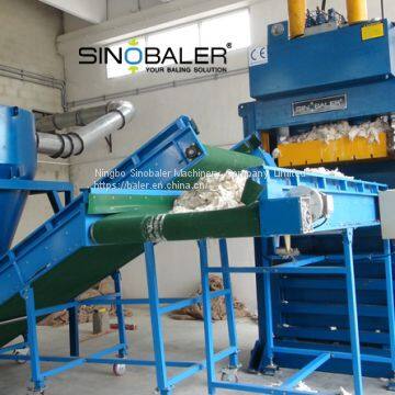 Vertical Baler with Conveyor Feeding