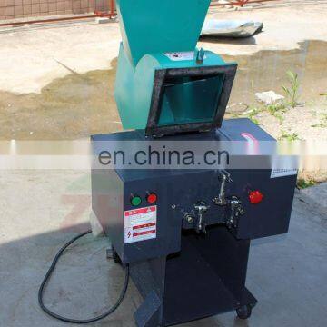 Hot Sale Meat Bone Crushing Machine Chicken Bone Crusher photo-4