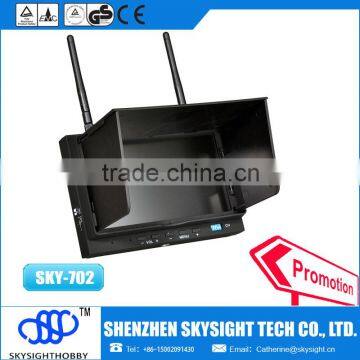 SKY-702 7in Displayer Built-in 32CH 5.8G Wireless Diversity Receiver with Sunshield lcd monitor