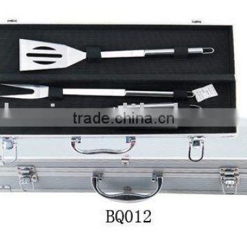 Set of 3pcs BBQ tools with Aluminium case