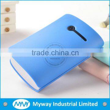 bulk item factory price rechargeable mobile phone charger / portable phone charger with LED torch