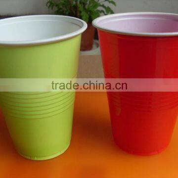 red plastic cup disposable plastic cup