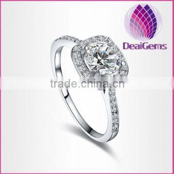 Classic Elegant Gold-plated Zircon Ring