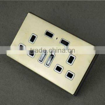 Hot Sale Usb Power Charger Usb Wall Outlet Socket photo-5